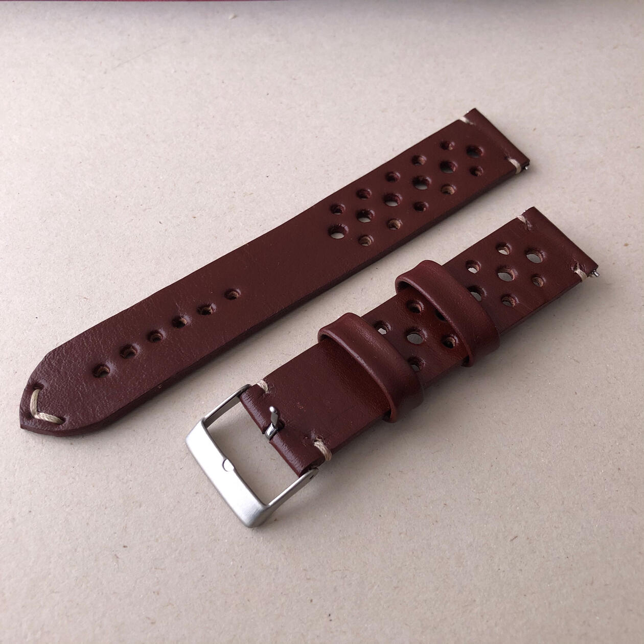 Adanino Classic Vintage Handmade Leather Watchstrap